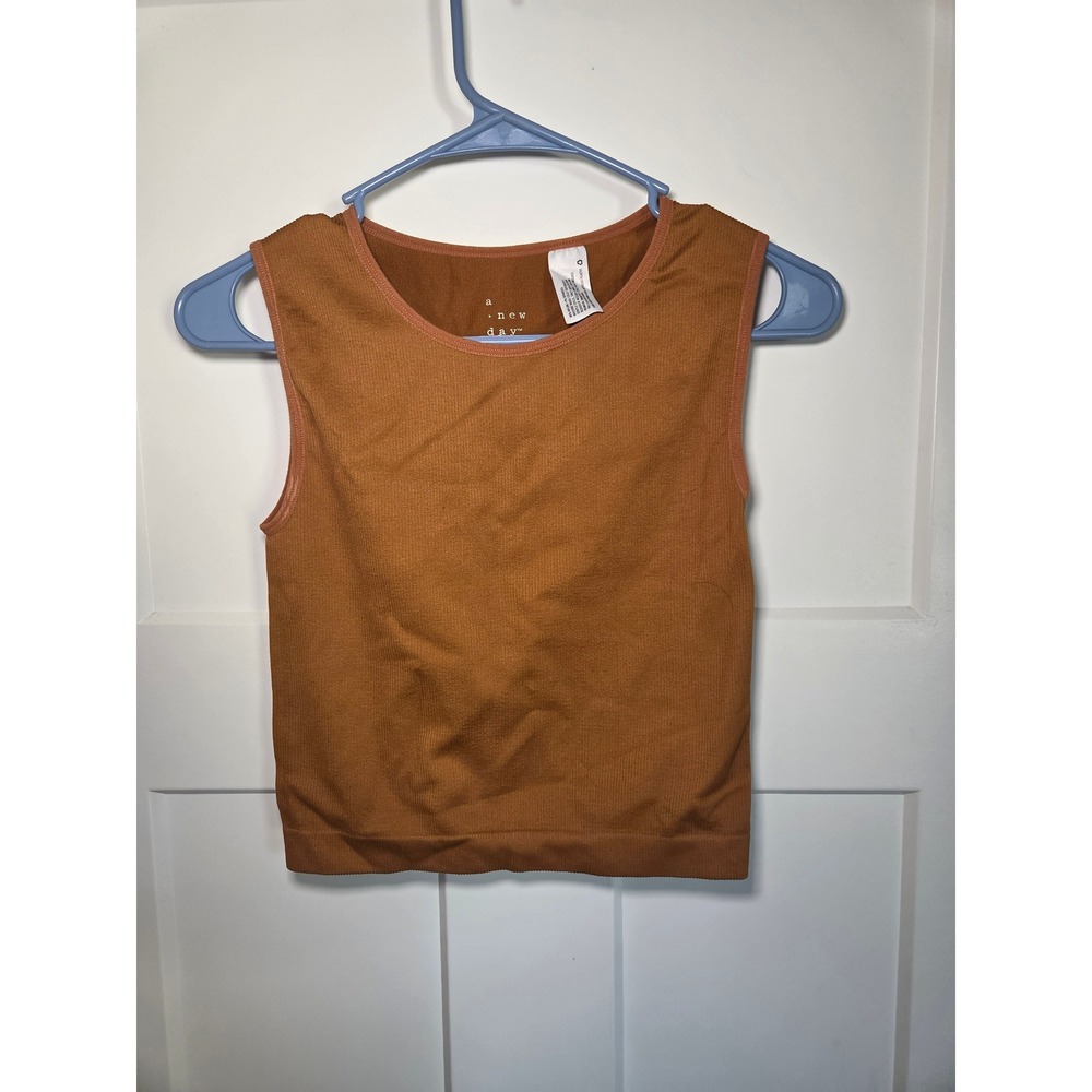A New Day Womens Large Rust Brown Seamless Ribbed Tank Top Crop Crew Neck